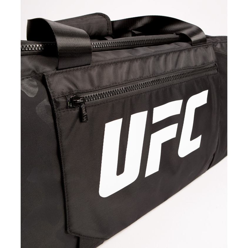 Köp UFC Venum Authentic Fight Week Gear Bag Online MM Sports